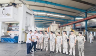 炎暑下的清冷守护，直抵人心的企业温度——岳阳南宫NG282025“战高温、送清冷、保出产”活动